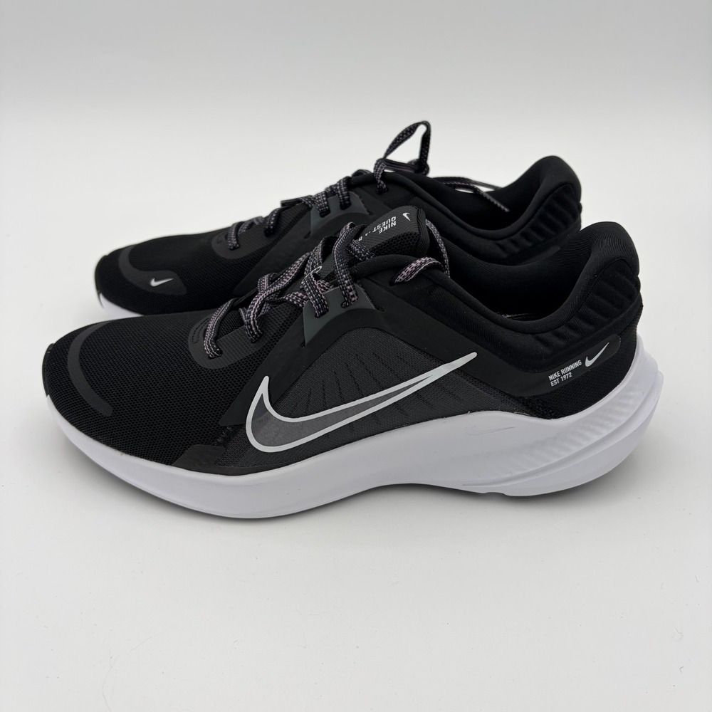 Nike Quest 5 Running Shoe Womens Size 8